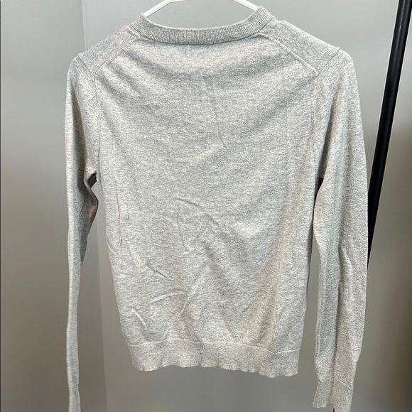 J. Crew Women's Gray Sweater - Picture 4 of 4